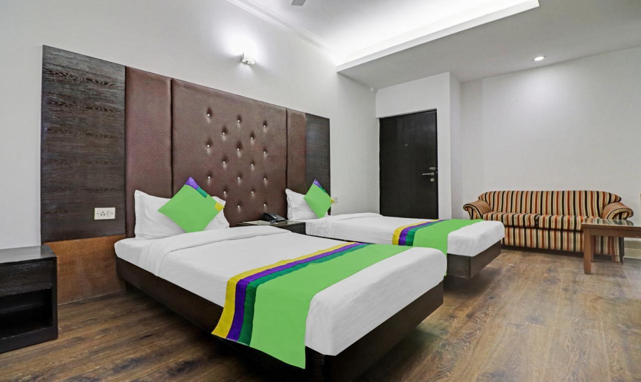 Hotel Treebo Trend Exotica Opp Sector 62 Ghaziabád Exteriér fotografie